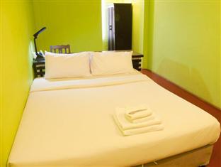 Hotel B2 Santitham 2*